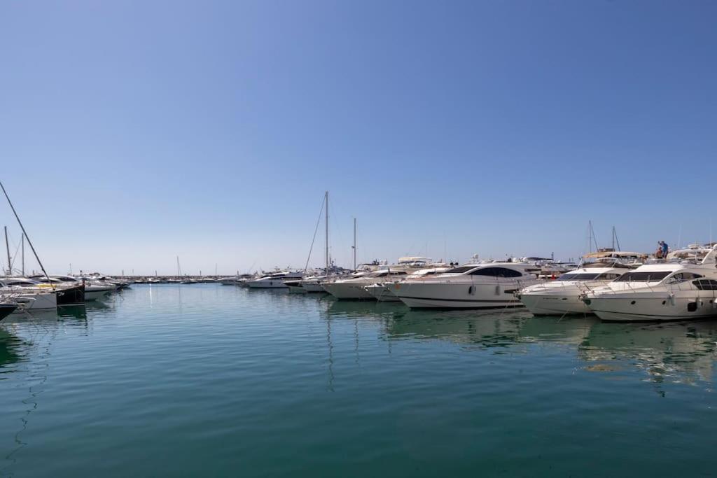 Puerto Banus Luxurious Apartment In The Heart Of The Port Marbella Exteriér fotografie